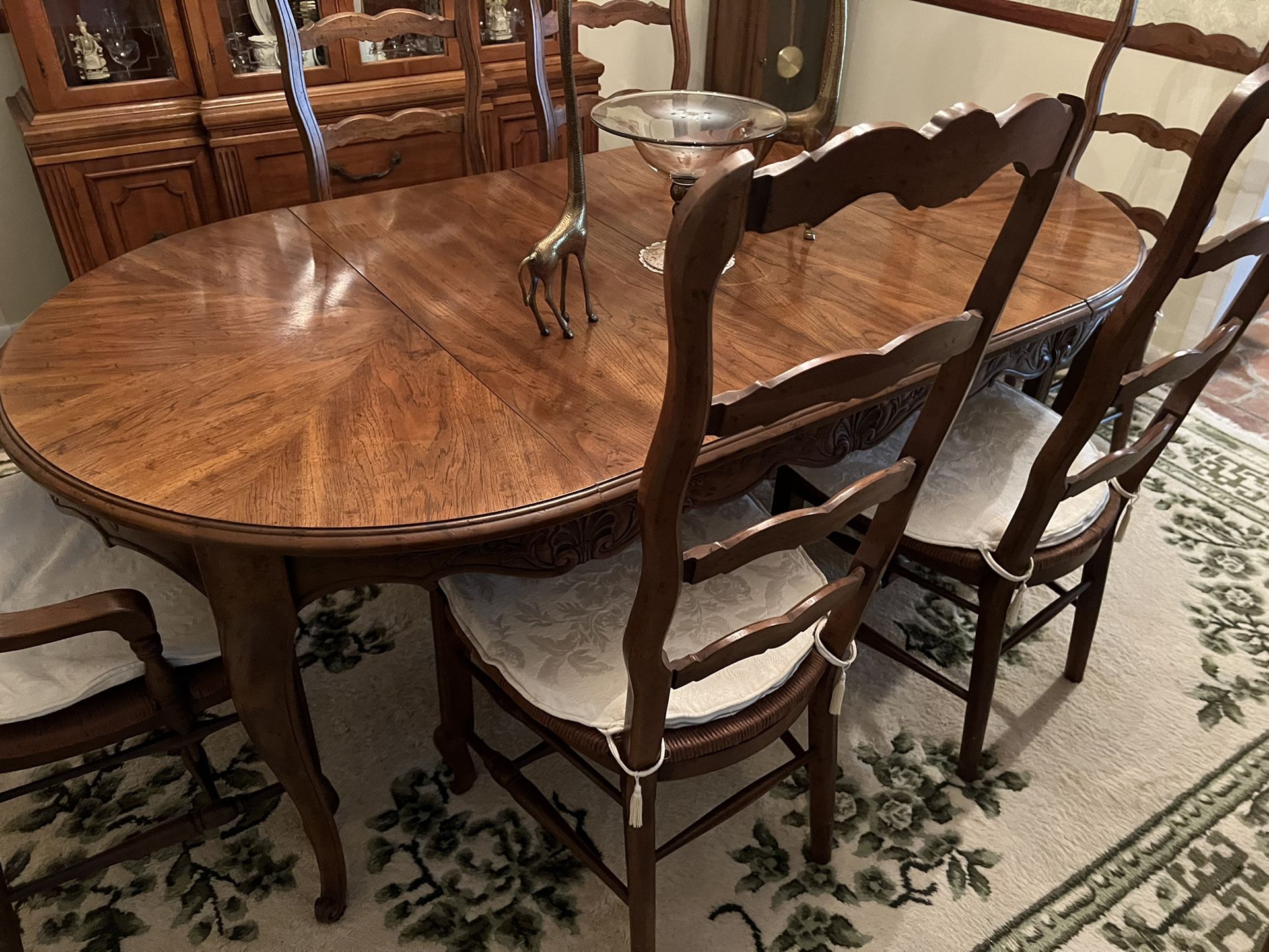 Drexel Oak Dining Room Table W Chairs, Mint