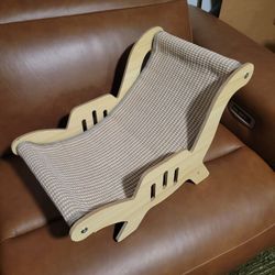 Cat scratching lounger