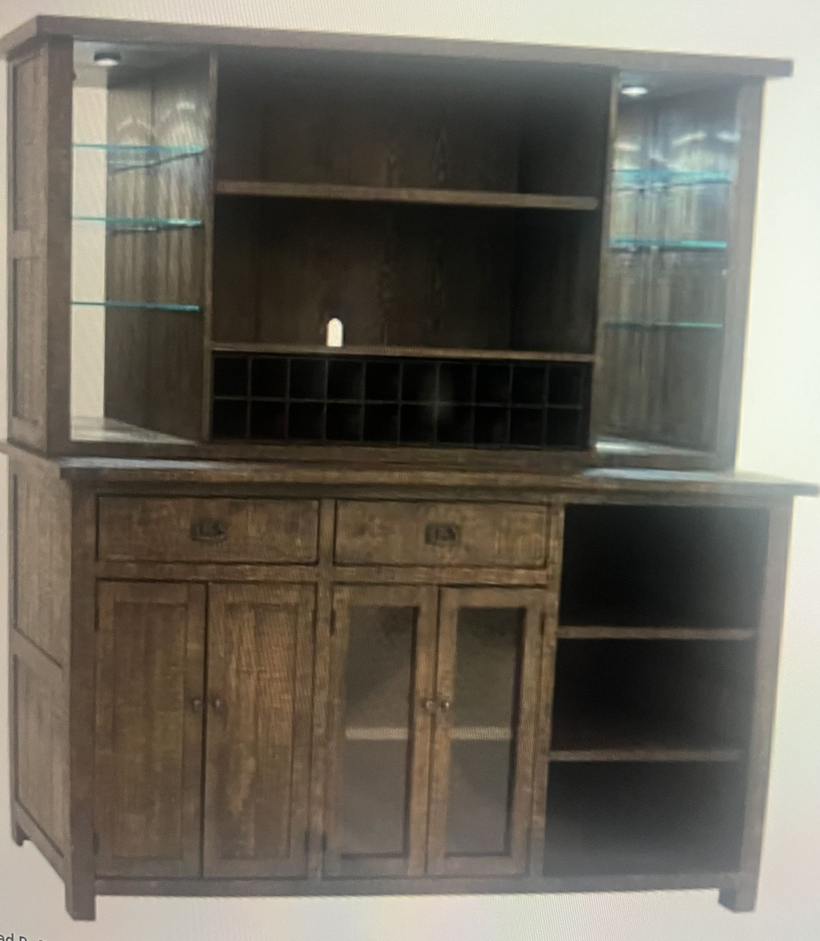 Homestead buffet and Hutch