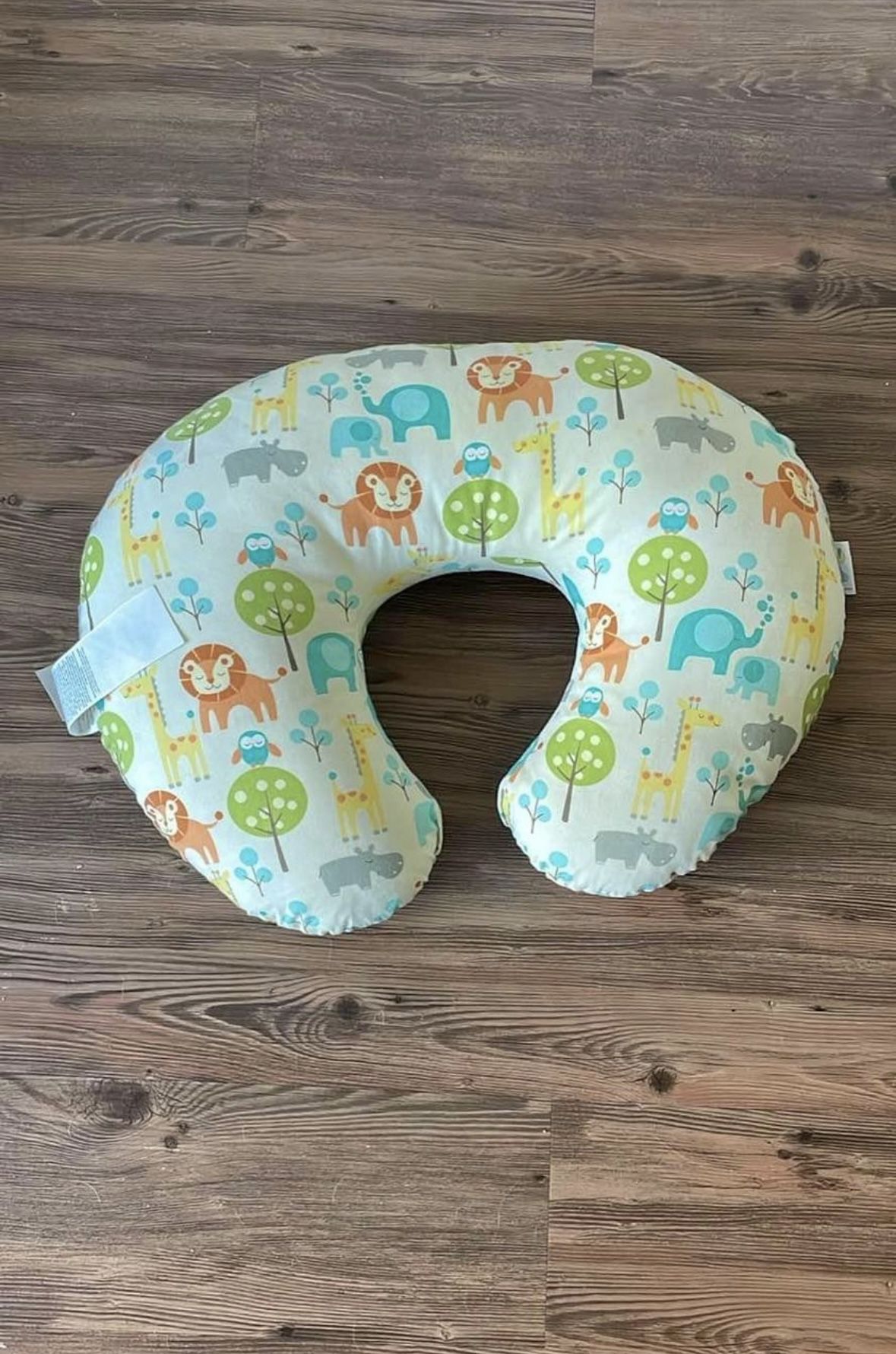 Boppy Nursing Pillow and Positioner Peaceful Jungle