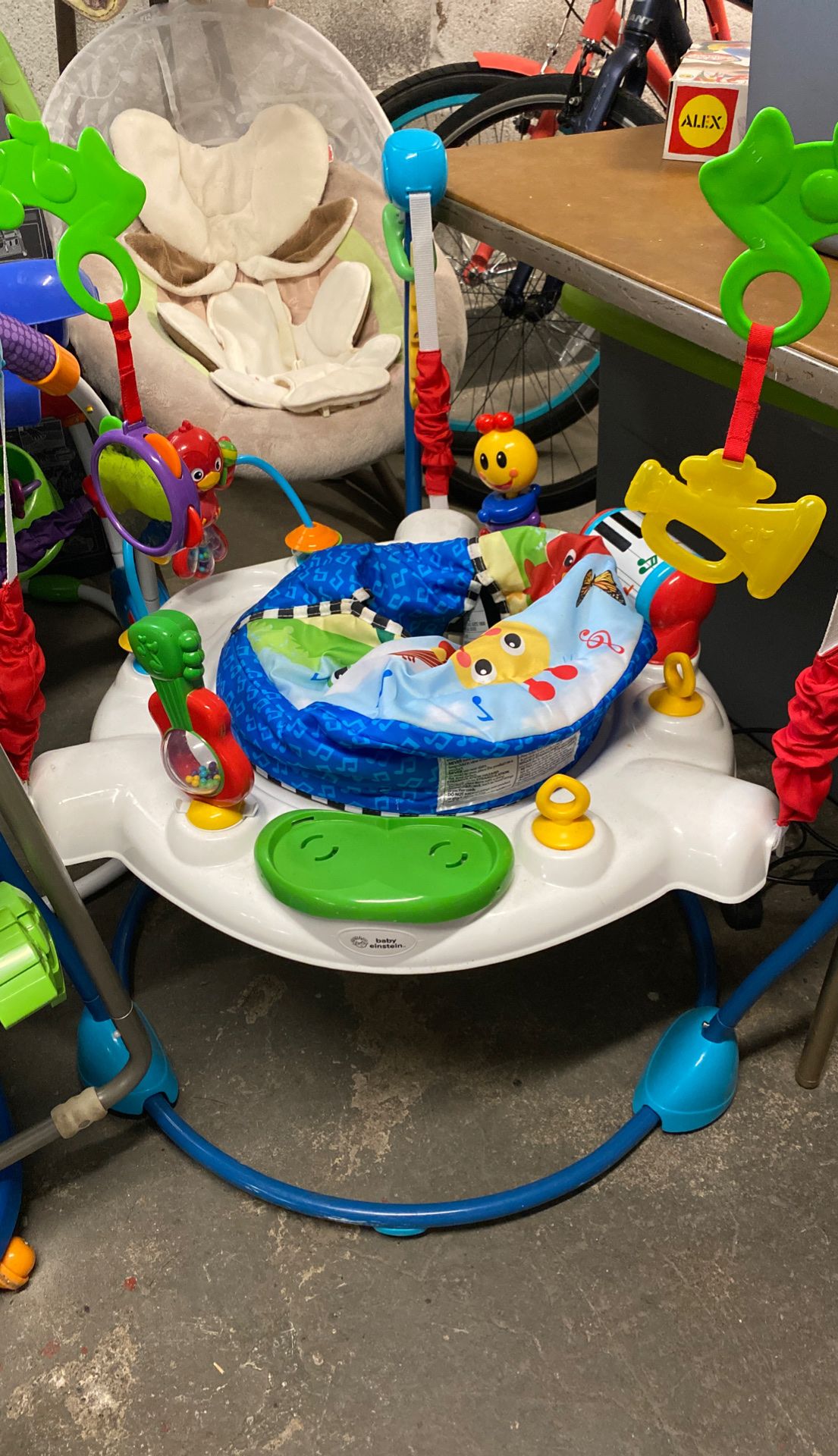 Baby Einstein bouncer