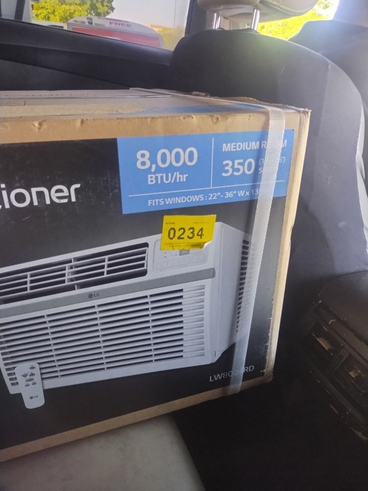 LG AC Unit Conditioner