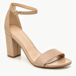 KELLY & KATIE "HAILEE" Leather Ankle Strap Heel (EUC)