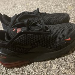 Nike 270 Size 1y