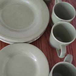 Green Dish Set