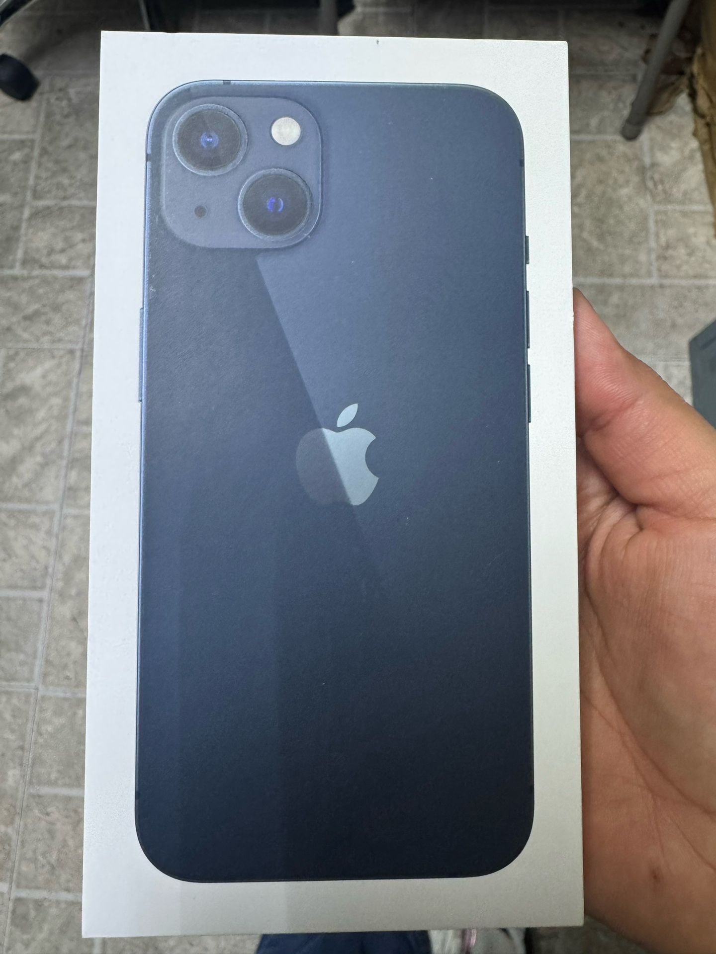iPhone 13