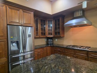 COMPLETE KITCHEN SOLID WOOD
