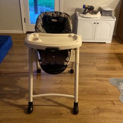 kids high chair 