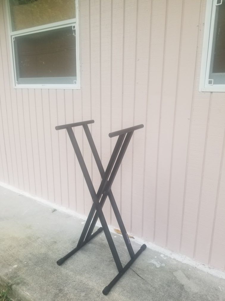 Keyboard stands