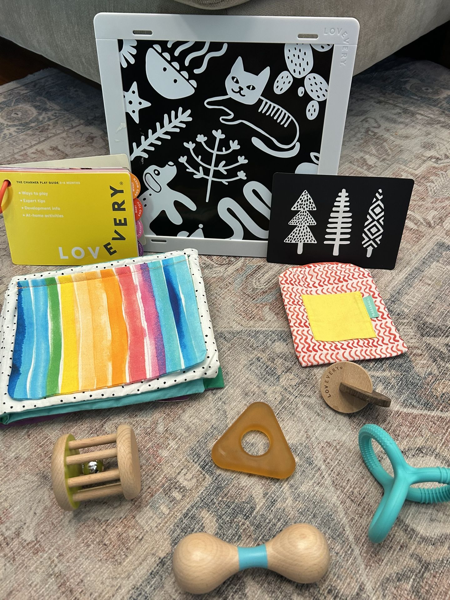 Lovevery Toys *Charmer Play Set* (3-4 months old)