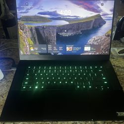 Razor 15 Advanced 2021