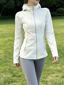 Lululemon Cross Chill Jacket – Size 10/L