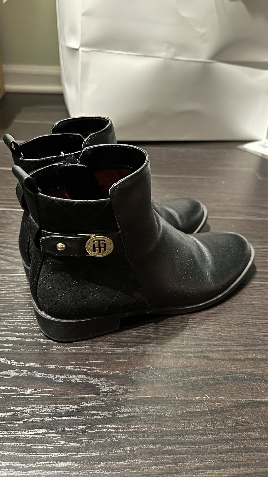 Tommy Hilfiger Boots 7 Leather Like New