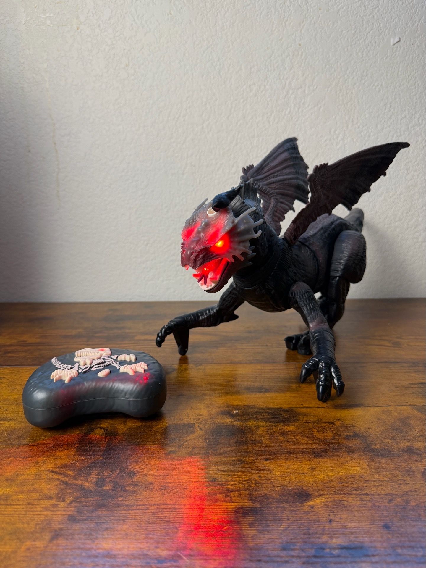 Remote Control Dinosaur / Dragon Toy