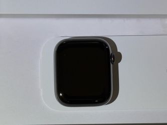 Apple Watch Series 8 – 45mm Graphite Stainless Steel (GPS + Cellular)