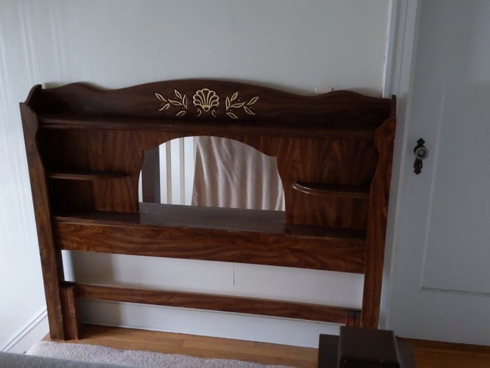 $39 Queen Sized Headboard With Mirror