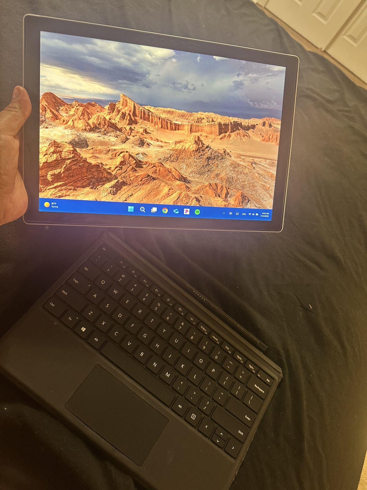 SURFACE PRO7