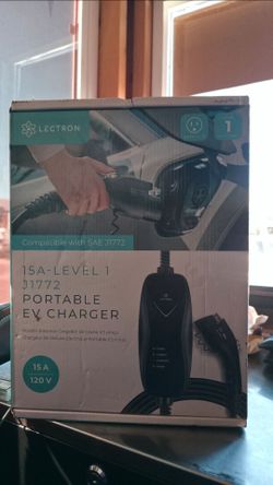 Cargador PARA CARRO