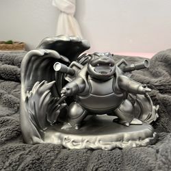 Pokémon Limited edition book end holder