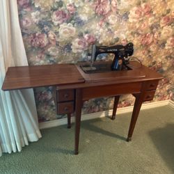 Vintage Singer Sewing Machine