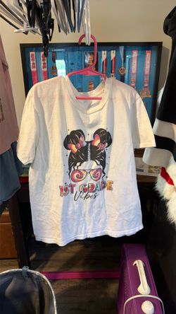 1st grade vibes tshirt