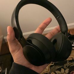 Beats Solo Pro