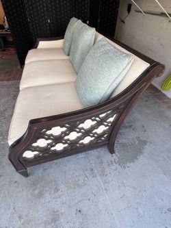 Designer Couch Sofa Free Delivery