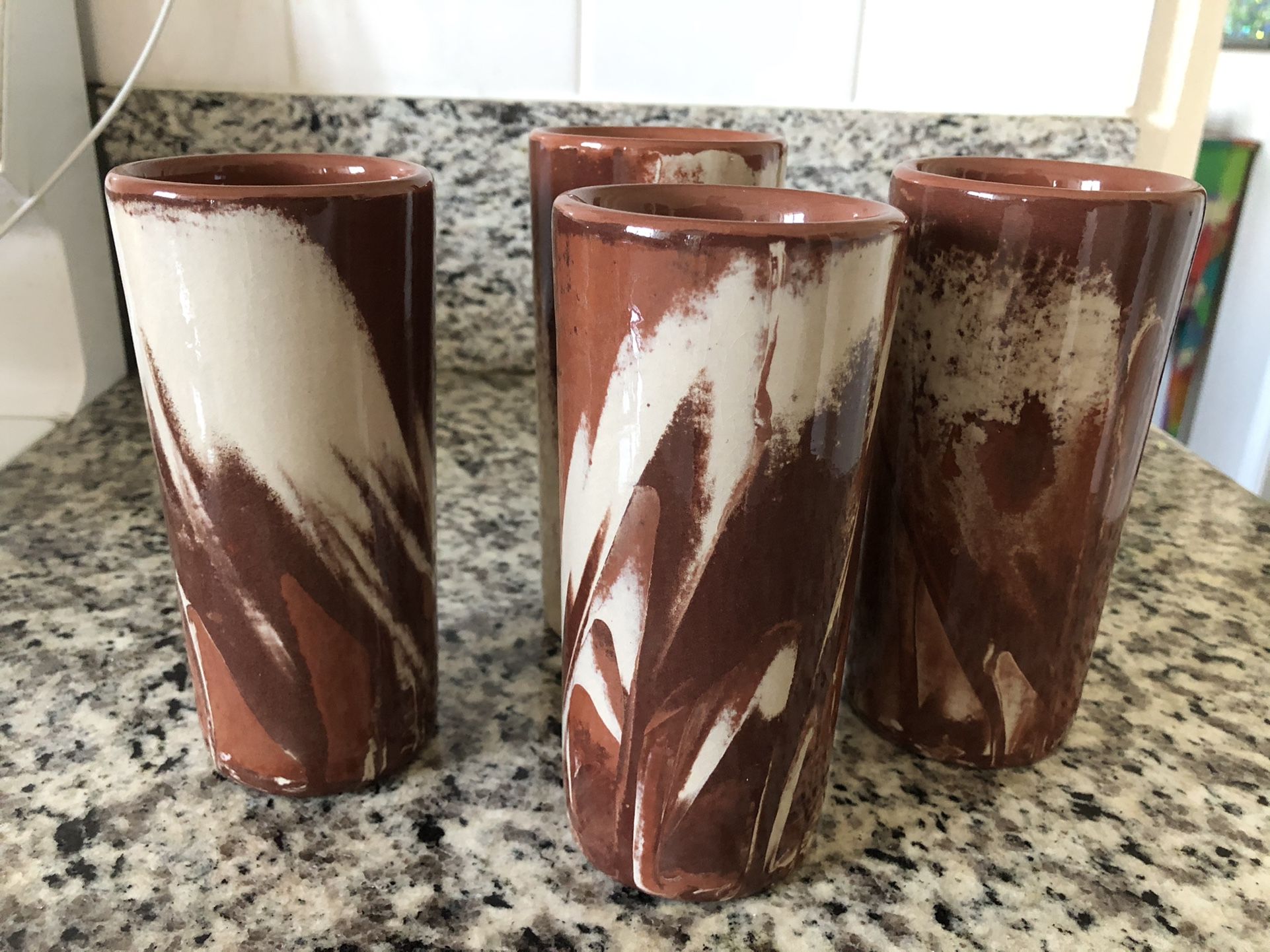 Clays In calico Cardwell , No. 1977