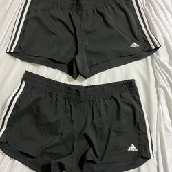 Adidas Shorts - XL