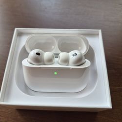 Brand New Apple AirPods Pro 3 - Extra Pair (Authentic)