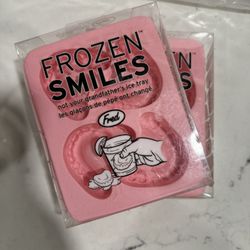 New in Boxes Frozen Smiles Dentures Shaped Novelty Ice Cube Trays Mold Maker by Fred - set of 2 