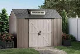 10.5' x 7' Rubbermaid Storage Shed 