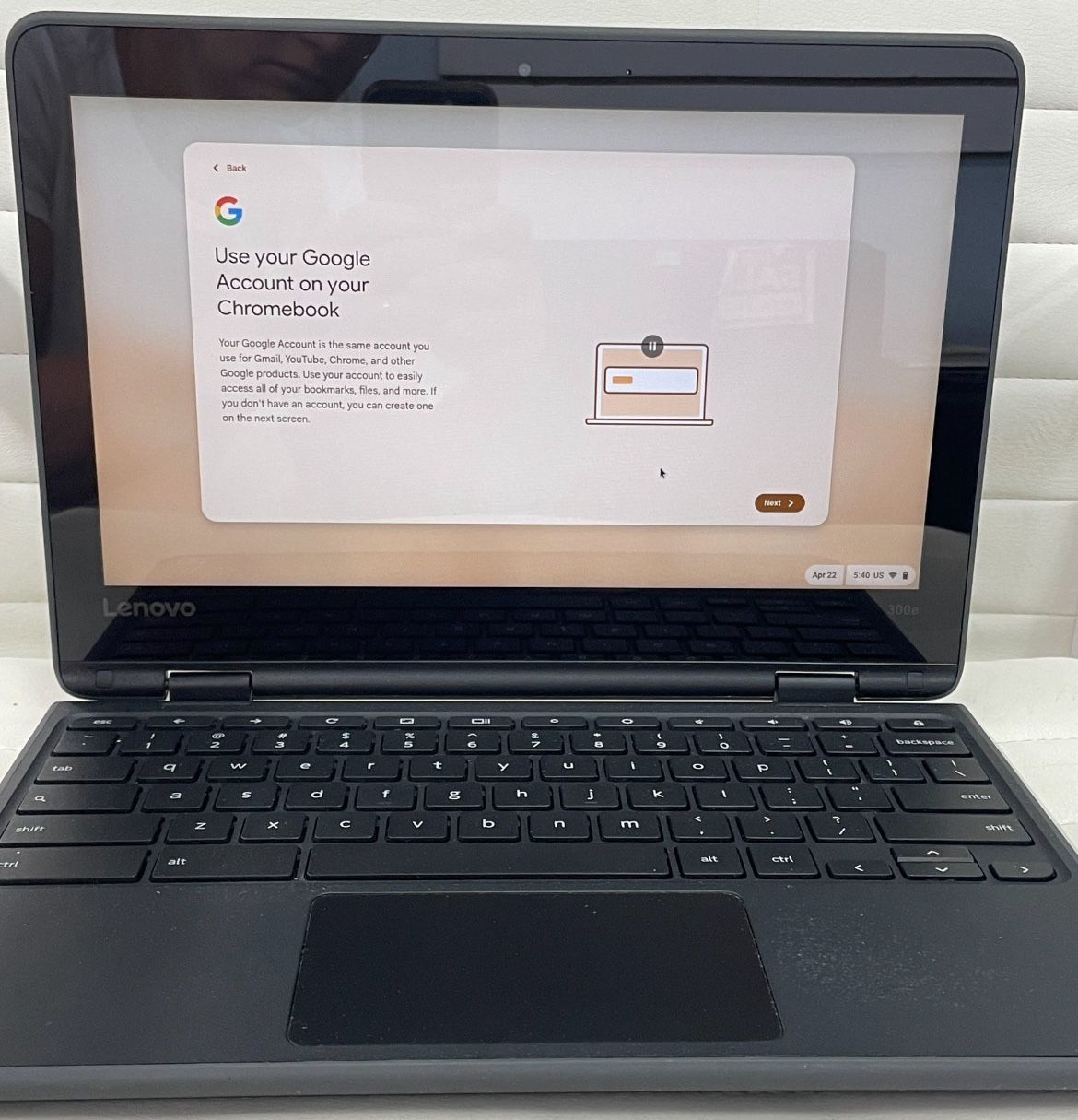 School Laptop Lenovo 300e Touchscreen 11.6" 2in1, 4GB , Drive 32GB, Chromebook