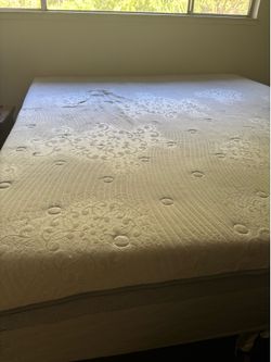 Cal king memory foam mattress