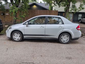2010 Nissan Versa  Parts
