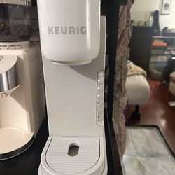Keurig K-Express Coffee Maker Coffee Brewer Warm Stone (White/Cream)