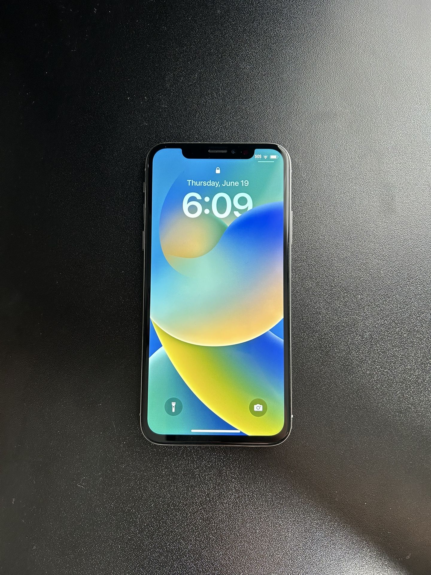 iPhone X