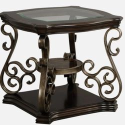 2 Ends Table
