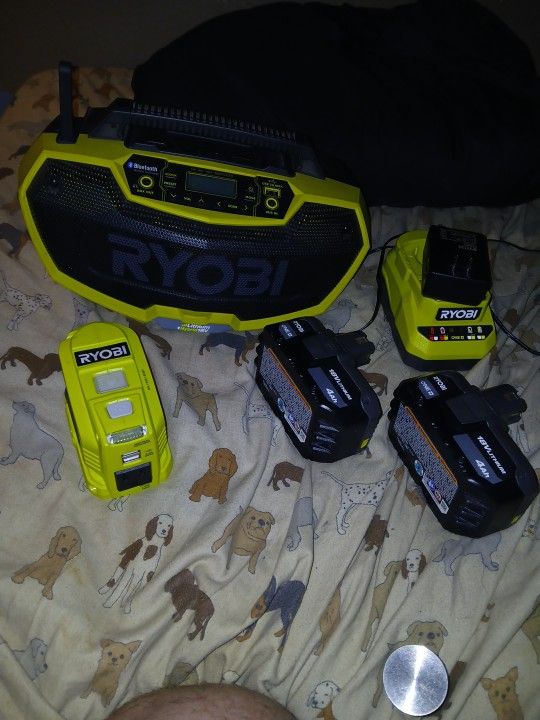 Bluetooth Radio, Inverter, 2 Battery's & Charger