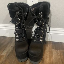 Poster Grl Black Furry Platform Boots