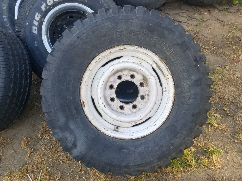 Remington mud brute tire and rim