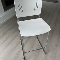 White stool