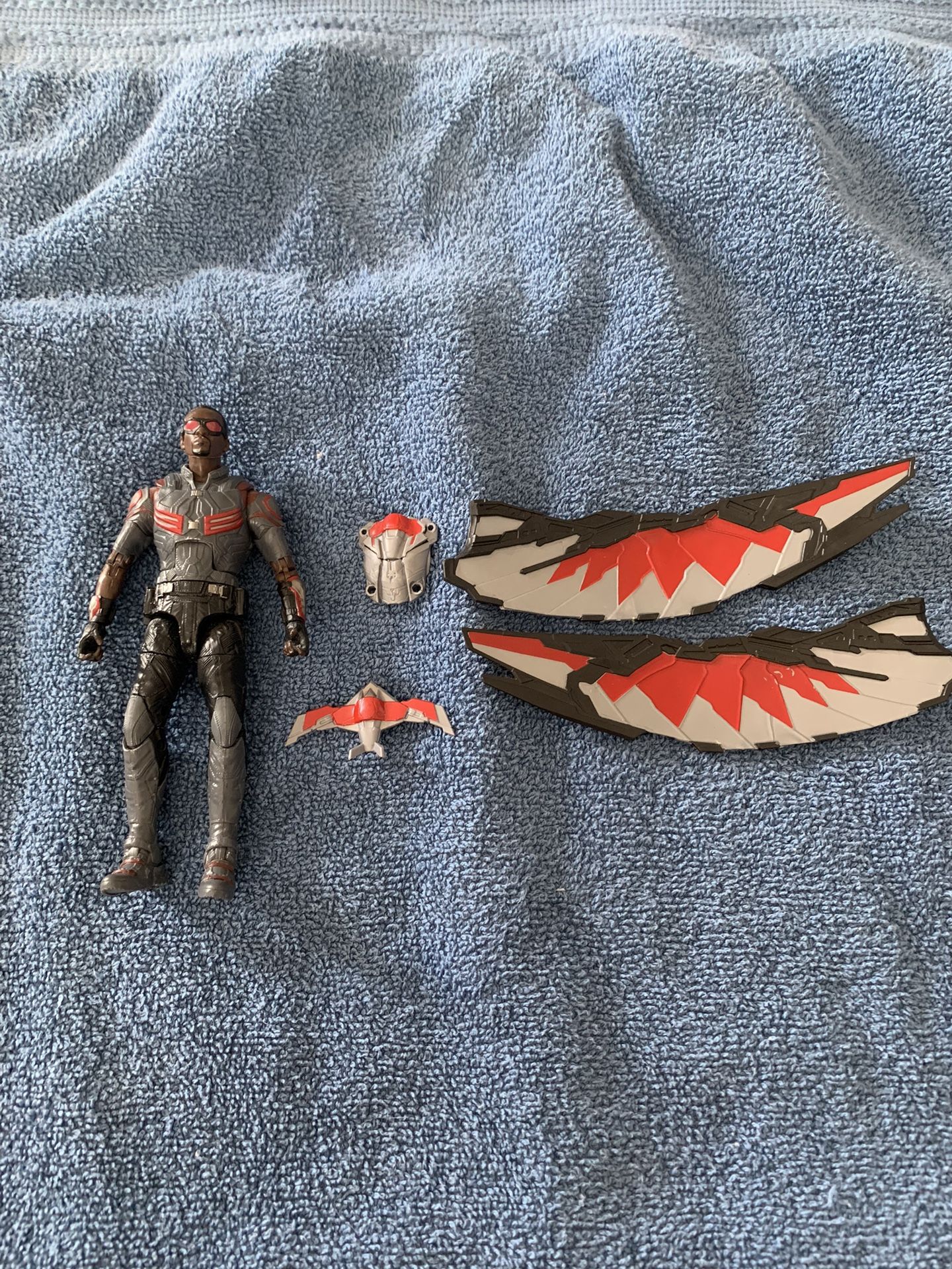 Falcon Marvel Legends (Walmart Exclusive)