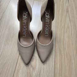 Calvin KLEIN Stiletto - Size 6