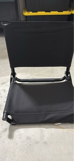 Set of 3 bleacher chairs