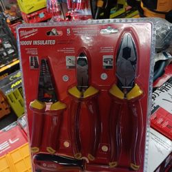 Milwaukee
1000V Insulated Hand Tool Set (5-Piece