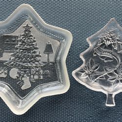 Mikasa Christmas-Themed Dishes