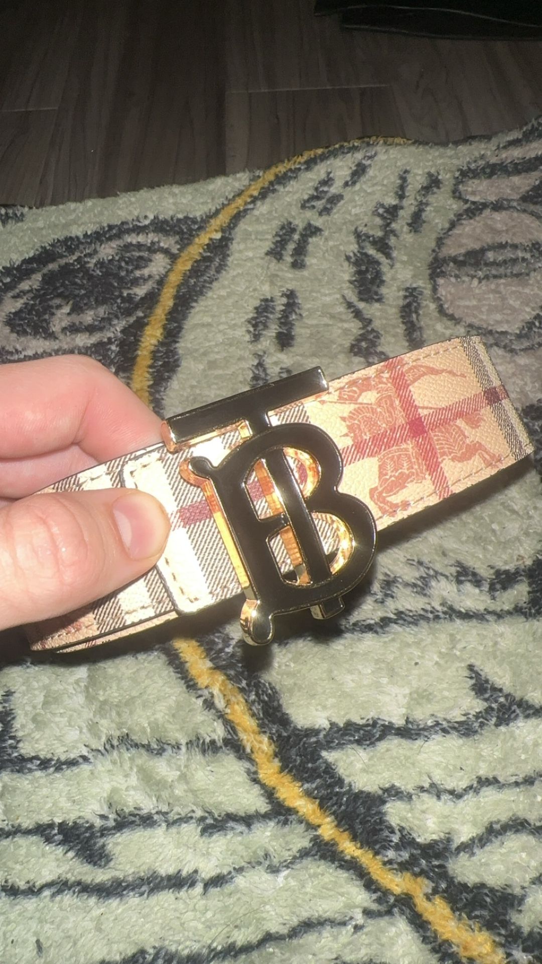BURBERRY BELT (SZ 30-34)