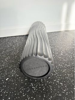 Full/size Oceanfoam Roller, black.