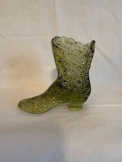 Vintage Fenton Green Daisy and Button Glass Boot